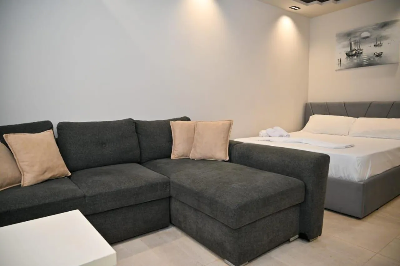Andi Apartments Durres 0*,  Albania